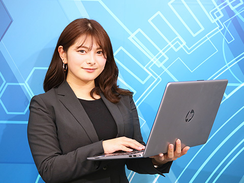 総務課　 三次 妃織